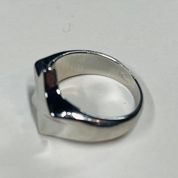 Vintage y2k style silver ring - Picture 3 of 5